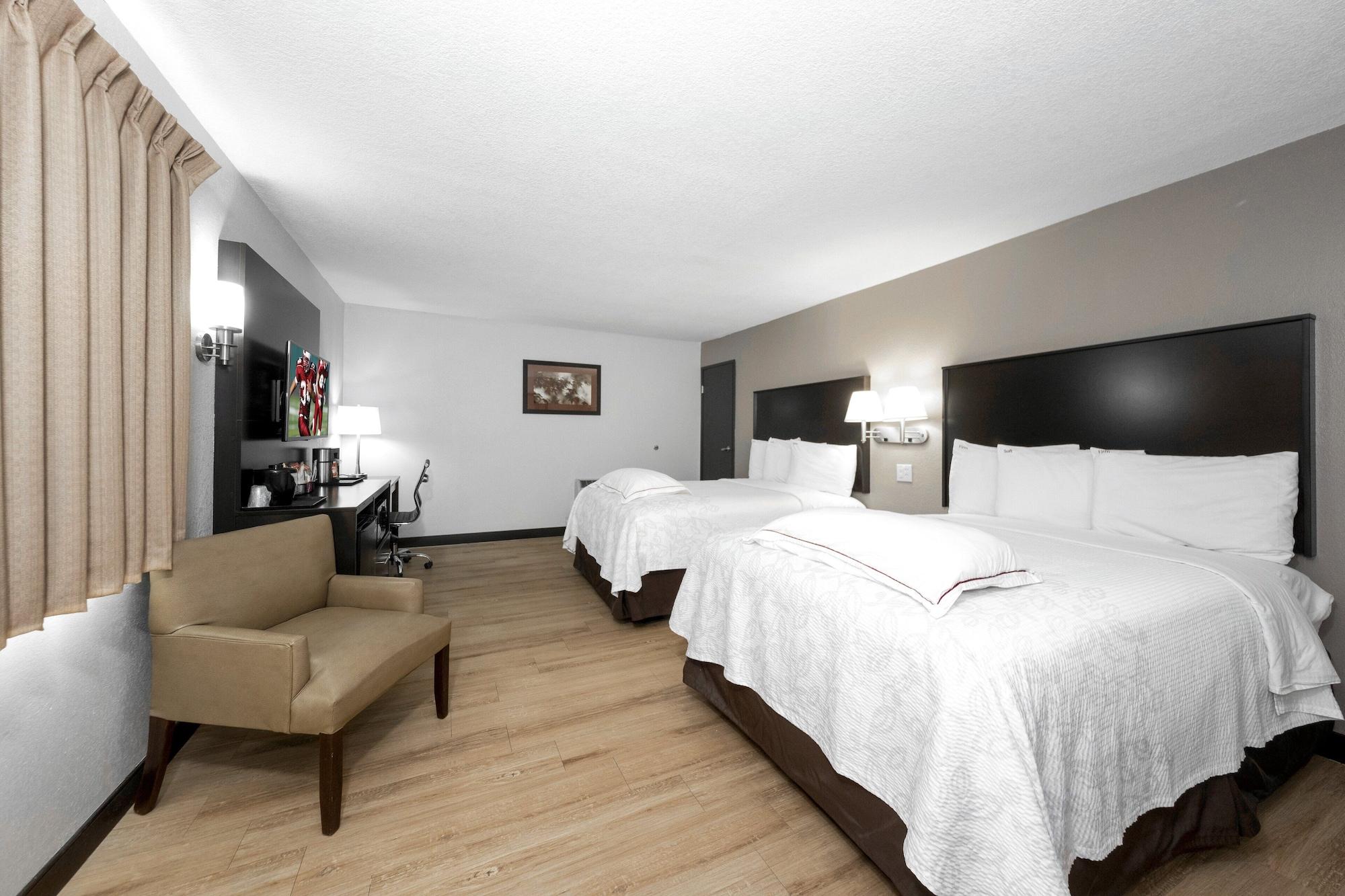 Red Roof Inn Plus+ האנטסוויל מראה חיצוני תמונה