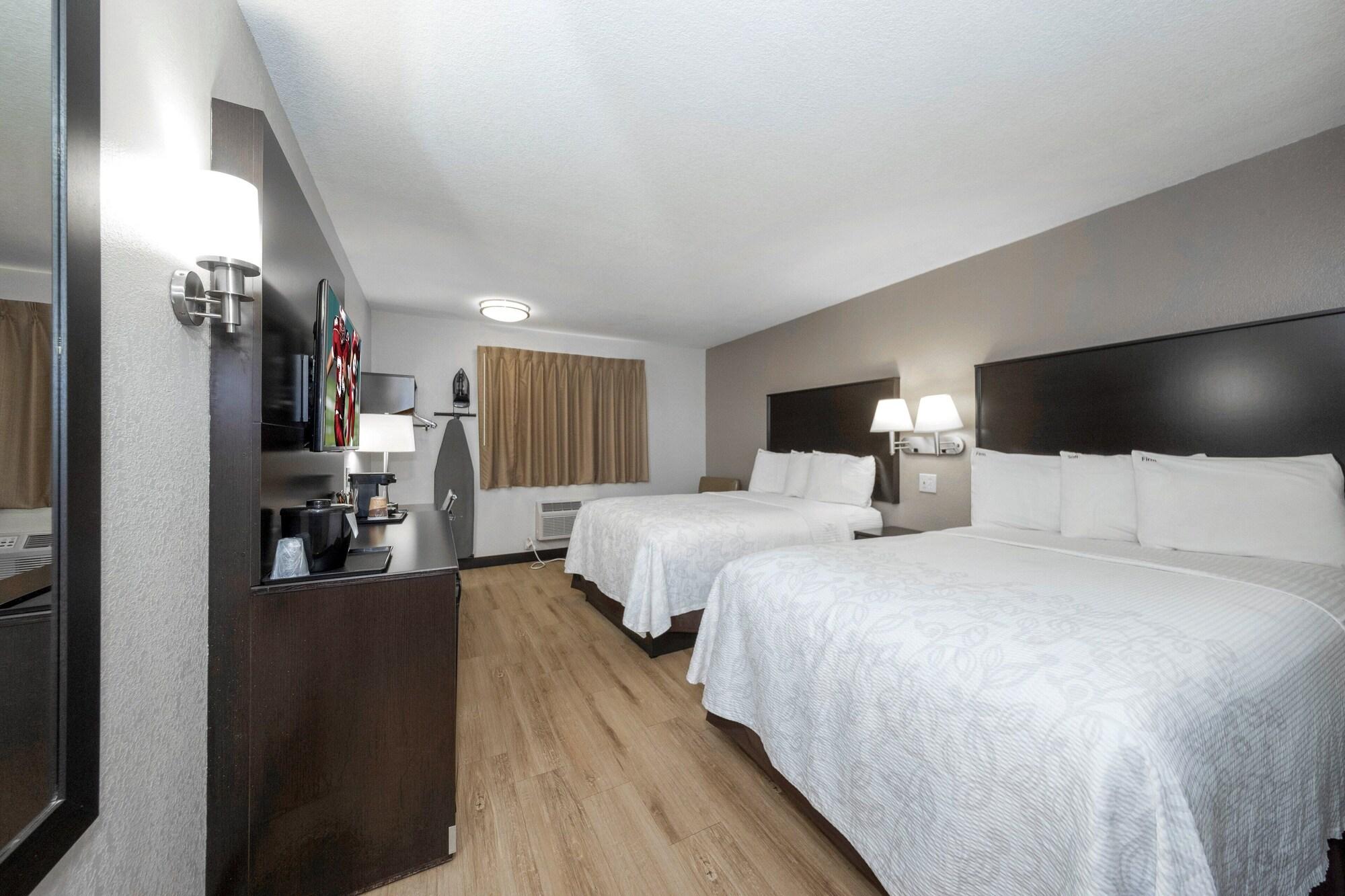 Red Roof Inn Plus+ האנטסוויל מראה חיצוני תמונה