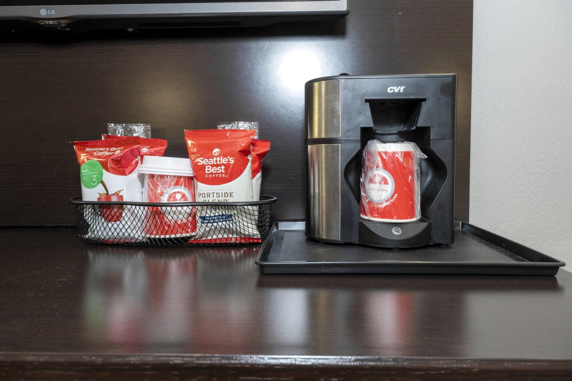 Red Roof Inn Plus+ האנטסוויל מראה חיצוני תמונה