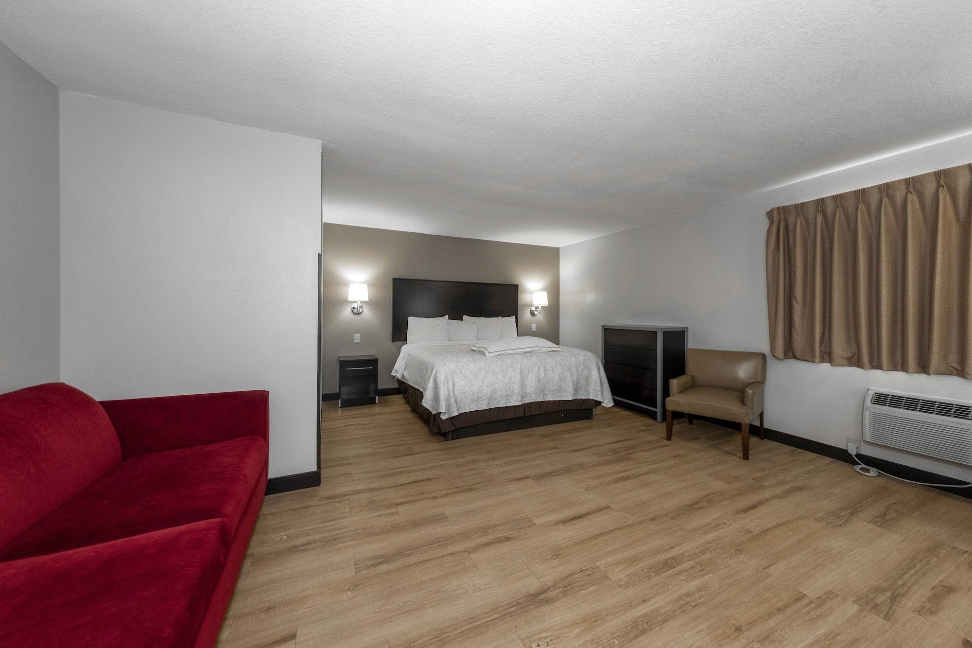 Red Roof Inn Plus+ האנטסוויל מראה חיצוני תמונה