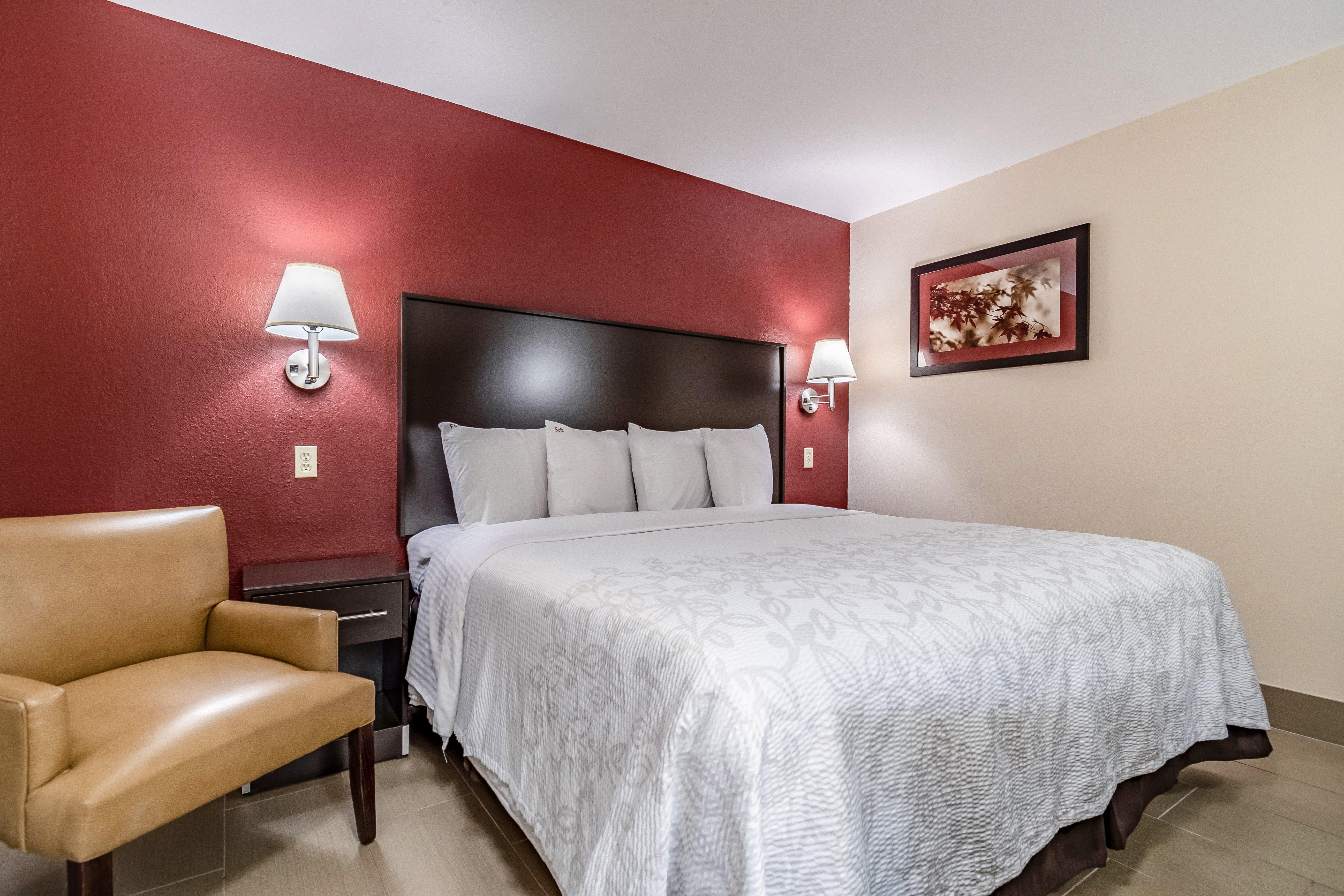 Red Roof Inn Plus+ האנטסוויל מראה חיצוני תמונה