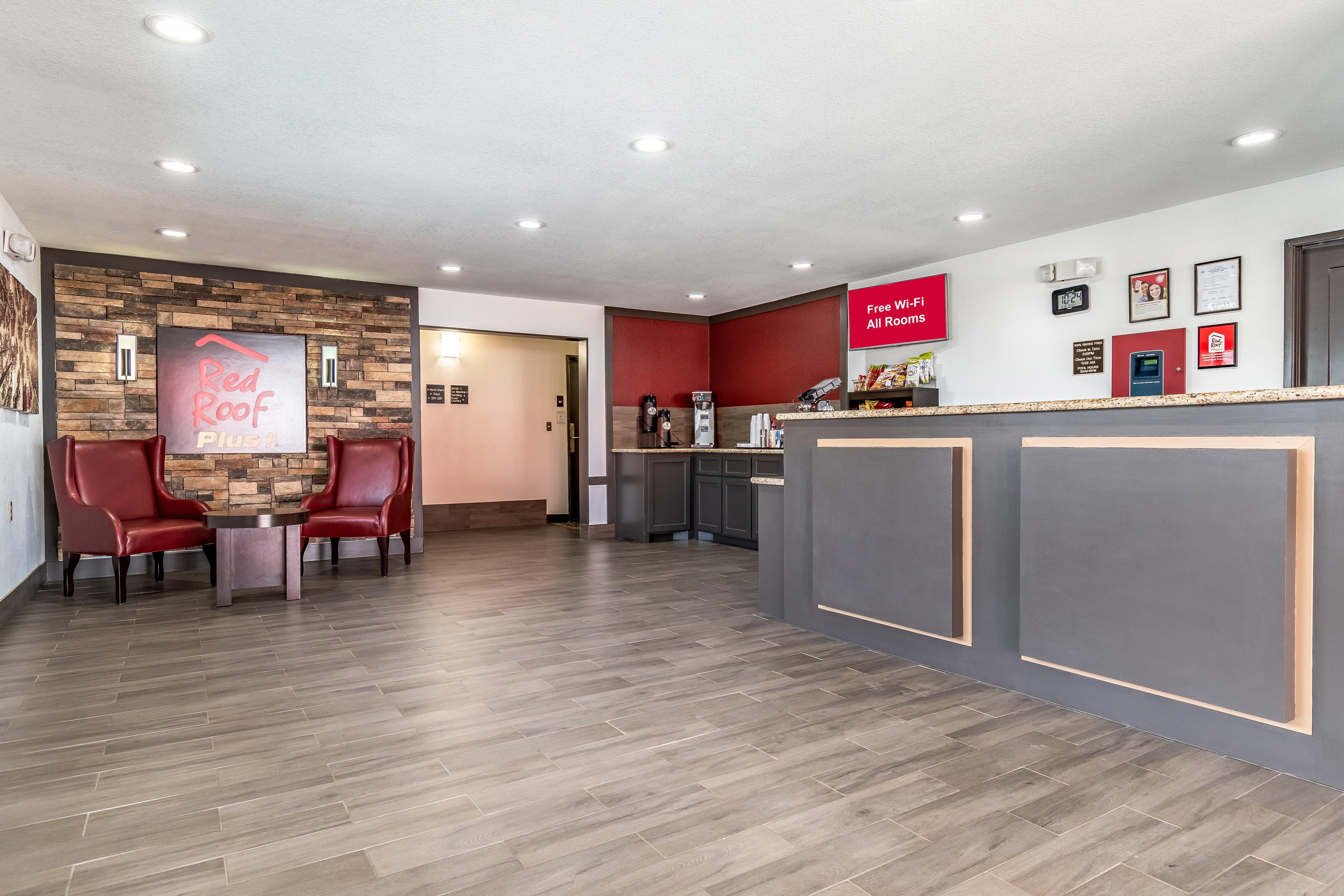 Red Roof Inn Plus+ האנטסוויל מראה חיצוני תמונה